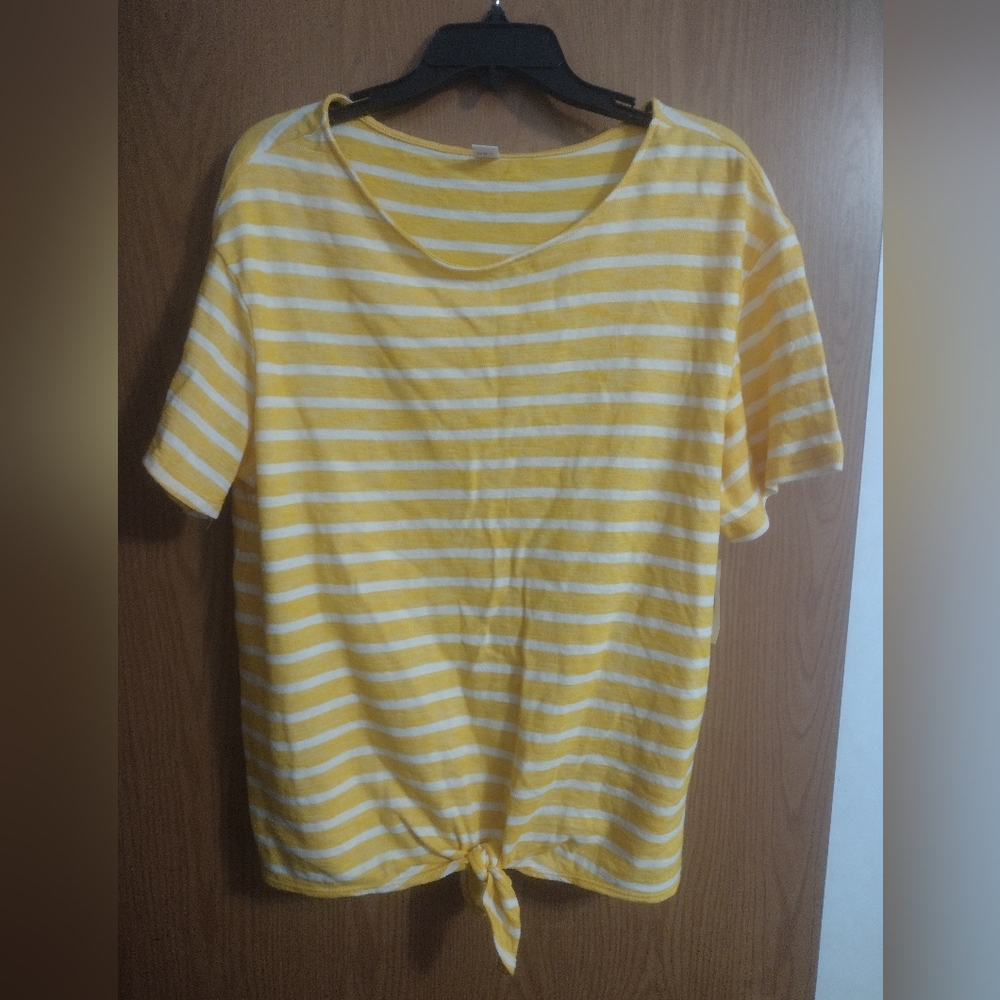 Old Navy Yellow and White Tie Front Short Sleeve T-Shirt